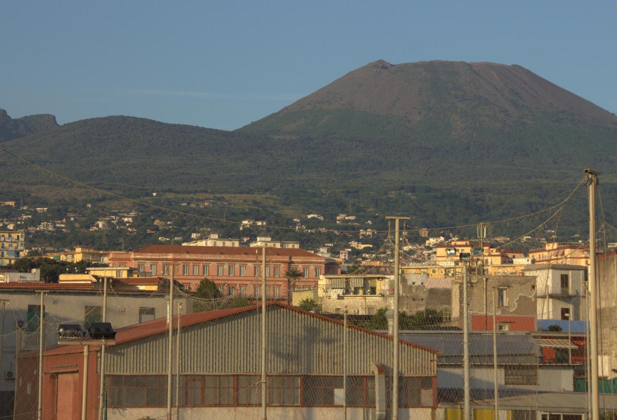 Domus Felix Bed & Breakfast Ercolano Exterior photo